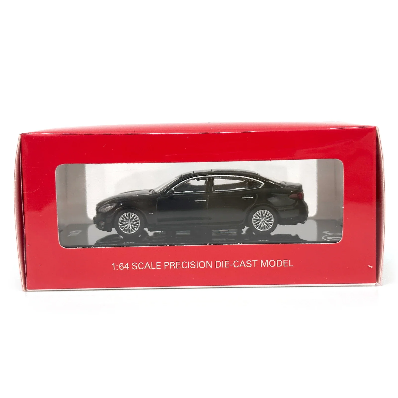 Модель игрушечного автомобиля из сплава Infiniti Q70L 2018 в масштабе 1:64