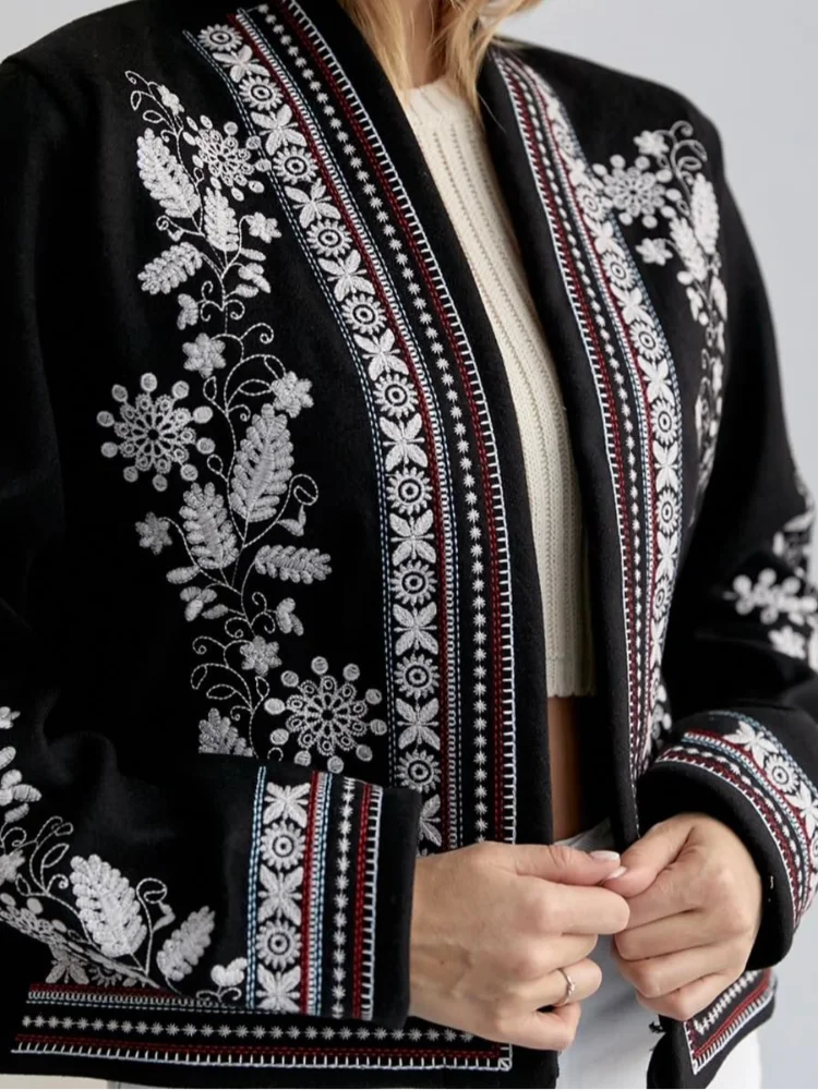 Женская хлопковая куртка с круглым вырезом длинным рукавом и винтажным принтом