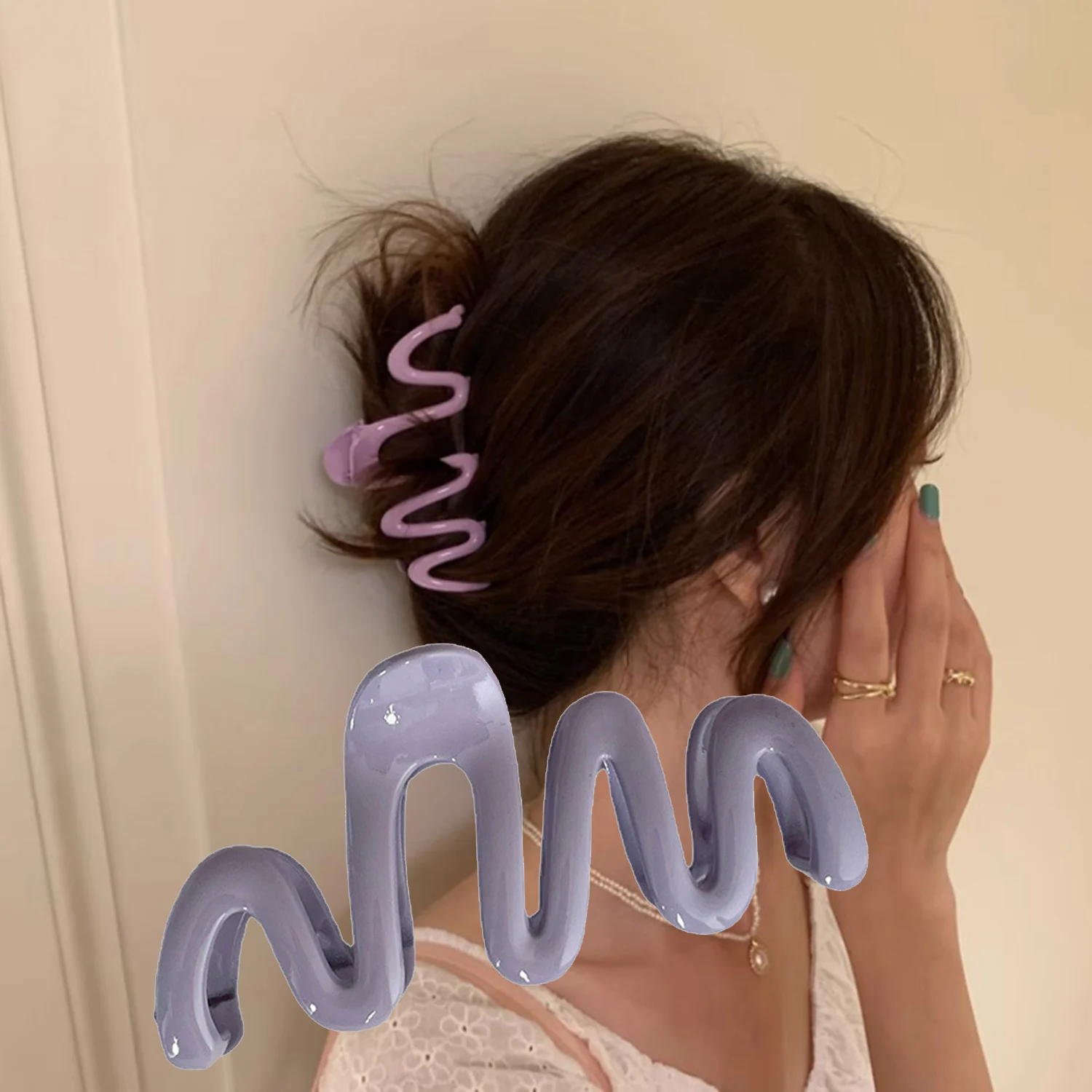 

INS Acrylic Wave Shape Geometric Hair Claw For Women Girls Personality Ponytail Shark Barrettes Clamp Hair Accessories
