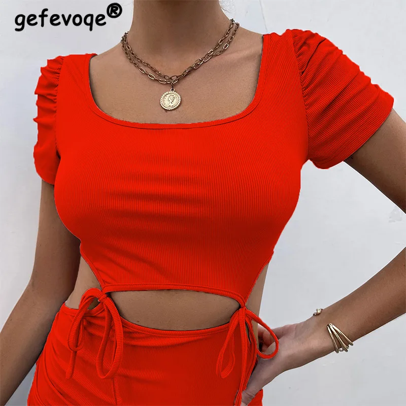 

Женское эластичное облегающее мини-платье с коротким рукавом и вырезами