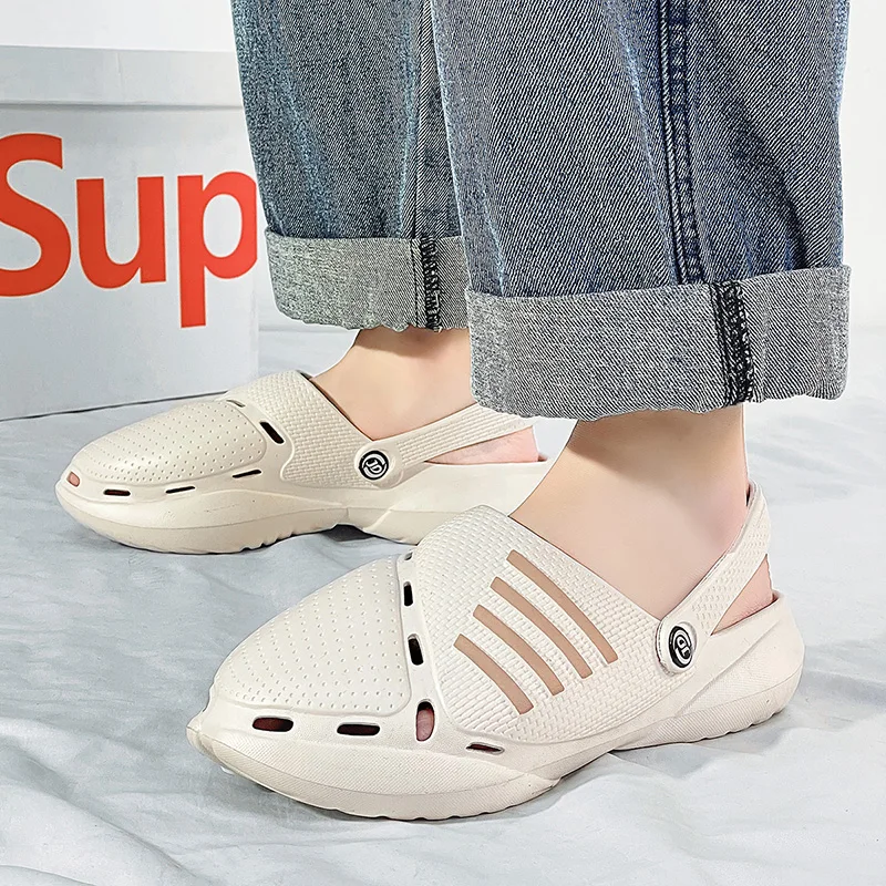Men Clogs Comfortable Fashion Beach Sandals Thick Sole Slippers Male Mules Non Slip Platform Casual Shoes Sandalias Hombres