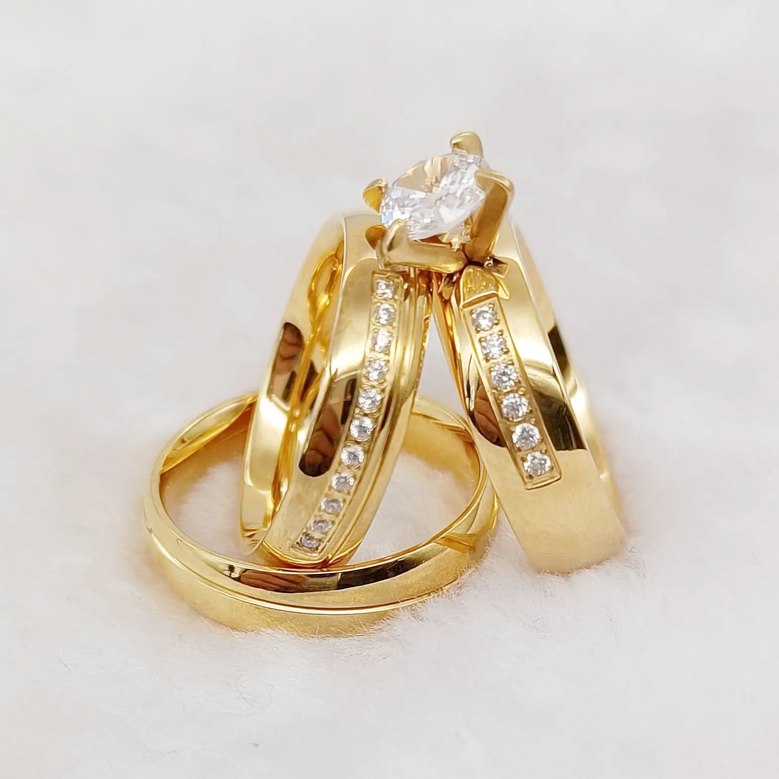 

High Quality 3pcs Bridal Statement Wedding Engagement Rings Set For Couples Lovers Dubai 18k Gold Plated Jewelry cz diamond ring
