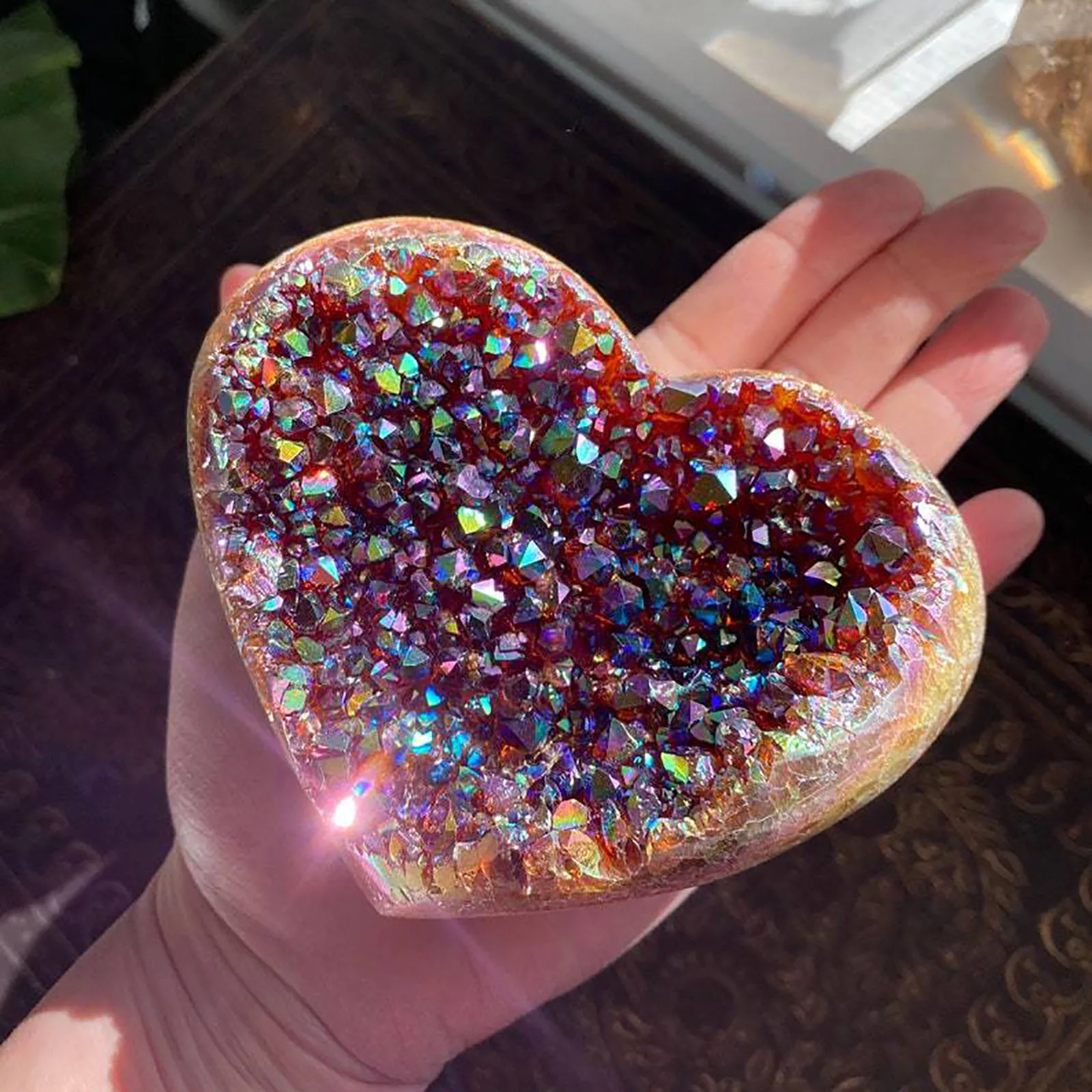 

1pcs Amethyst Geode Heart Shaped Crystal Healing Crystals Stones Titanium Rainbow Aura Amethyst Cluster Angel Aura Quartz