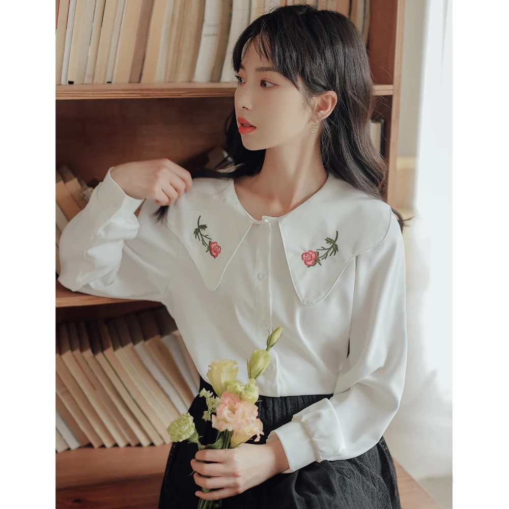 

Spring Long Sleeve Tops Ladies Japanese Preppy Style Embroidery Peter Pan Collared Shirt Vintage Mori Girl White Button Up Shirt