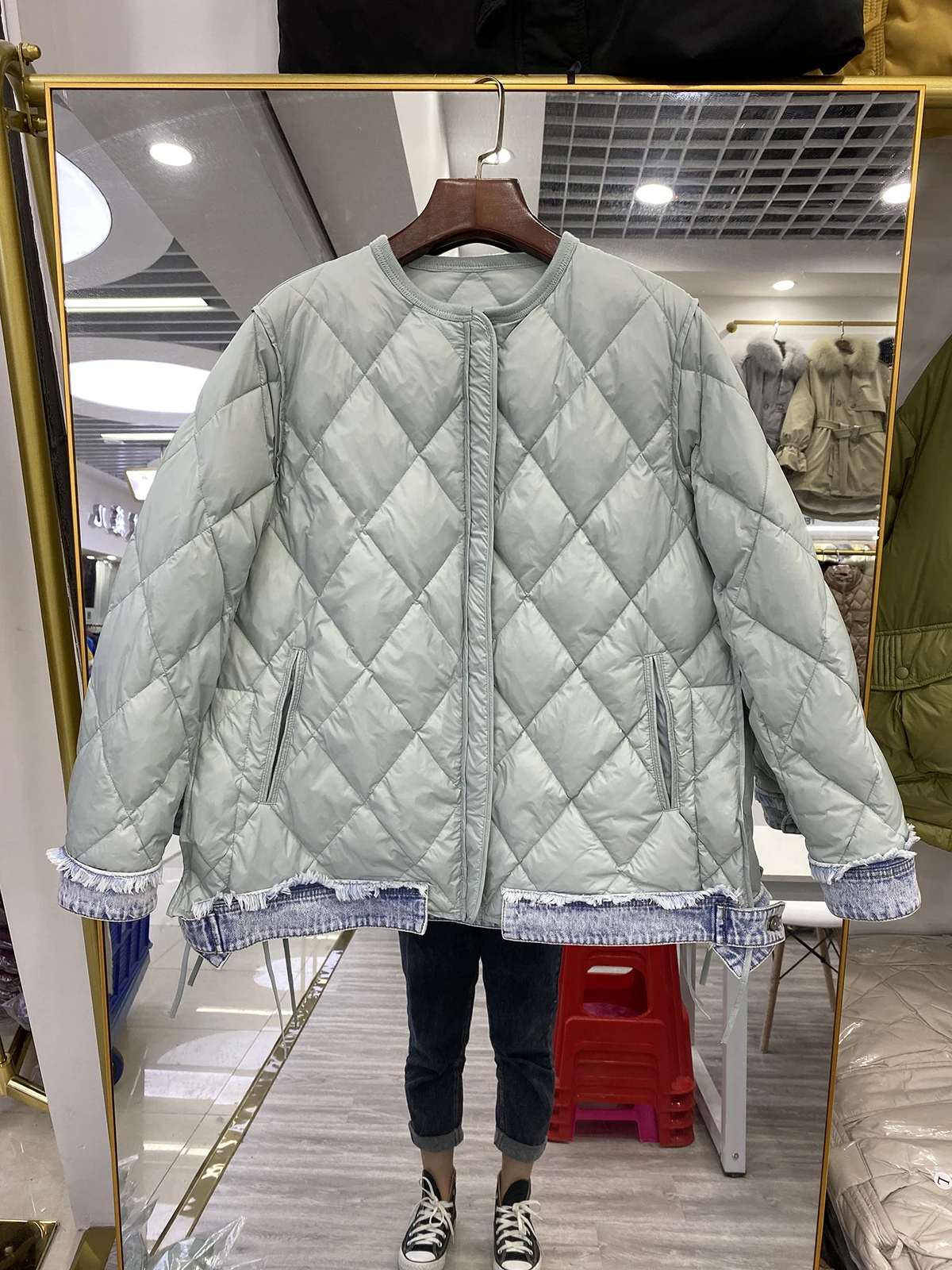 

2022 New Denim Stitched Down Jacket Women's New Fashion Loose Light Long Sleeve White Duck Down Coat F645