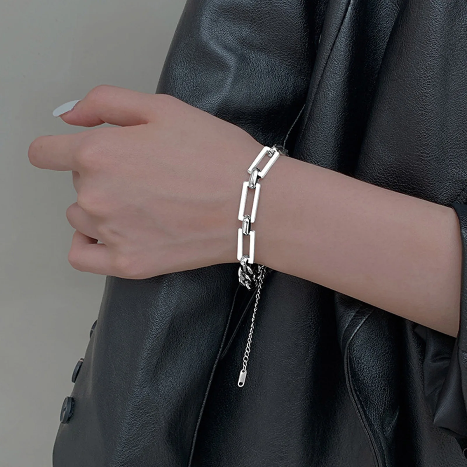 

1 PC Stainless Steel Bracelet Ins Style Cuban Link Chain Bracelets Multicolor Geometric Man Women Fashion Jewelry 17cm long