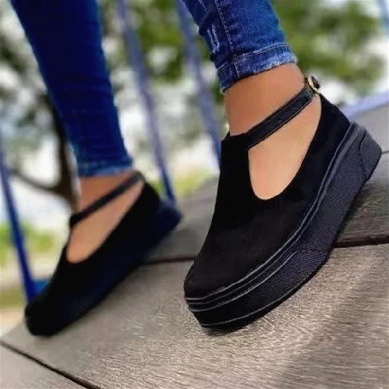 

2021 New Women's Platform Vulcanized Summer Flats Women Casual Loafers Plus Size Female Buckle Strap Shoes Fashion Footwear