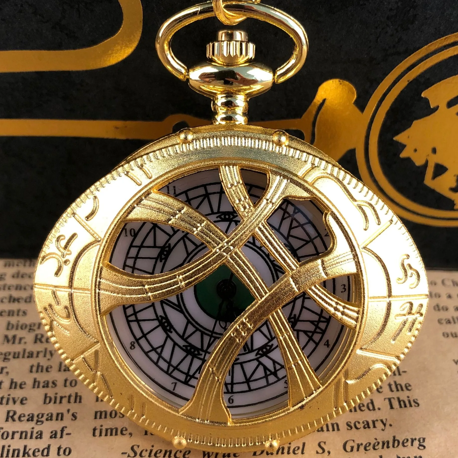 

Gold Oval Skeleton Case Cover Quartz Pocket Watch Mesh Dial Arabic Numerals Strap Chain Pendant Clock Men Women Student Gift Pop