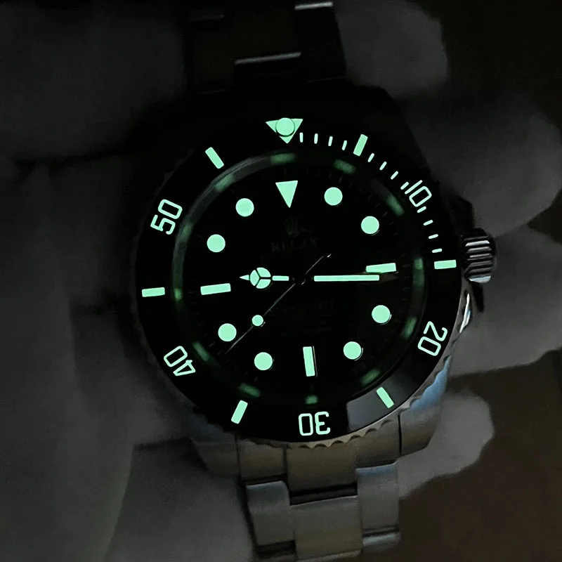 2023 Automatic Watch for Men NH35 Movement Sapphire Crystal OEM Relax Dial C3 BGW9 Lume Glide Buckle Waterproof Fashion Watch