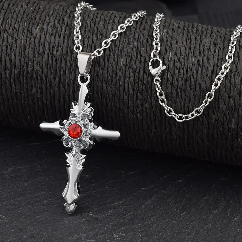 Большой кулон с перекрестными бусинами серебристого цвета в готическом стиле |