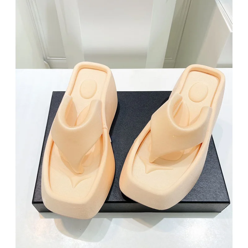 Women's Summer Sandals 2023 Square Toe Slope Heel Clip Toe Herringbone Slippers Women's High Heel Platform Slippers Sandals