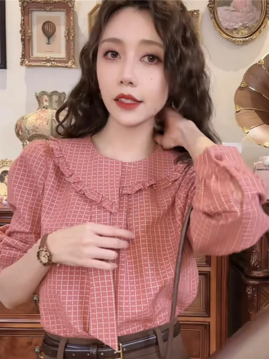 Осень и зима 2023 новые клетчатые рубашки с нерегулярным кукольным воротником