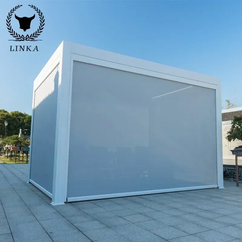 Площадь заднего двора или внутреннего дворика у бассейна Прочные Легкие беседки