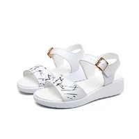 2022 summer new flat bottom ladies non slip casual sandals womens soft bottom buckle soft leather womens shoes