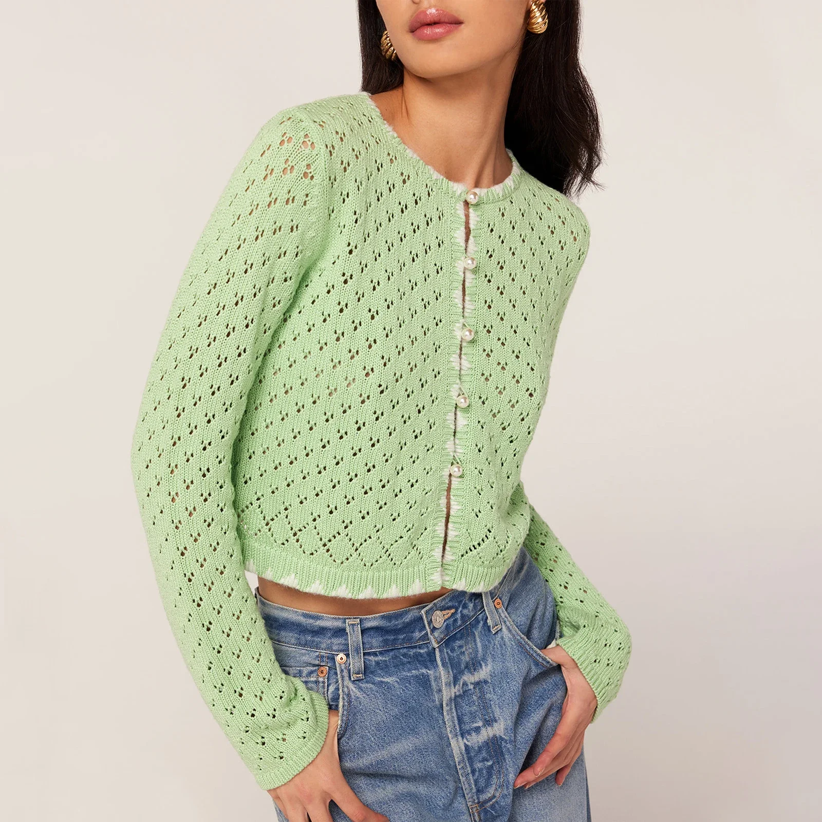 Женский осенний свитер кардиган с длинным рукавом и круглым вырезом на пуговицах