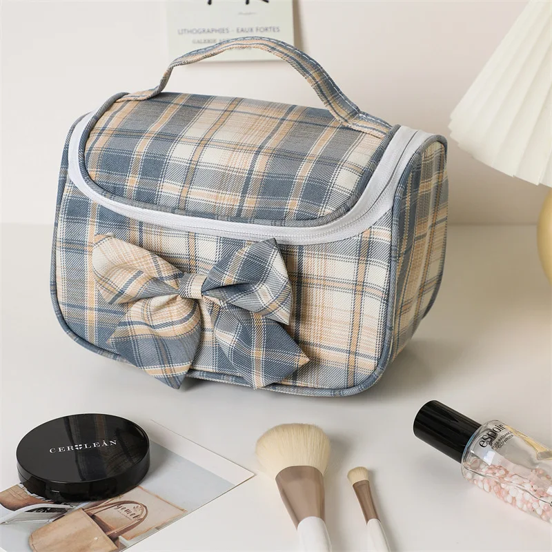 

Милая сумочка-косметичка нишевая Высококачественная Женская портативная Высококачественная портативная вместительная сумка для путешес...