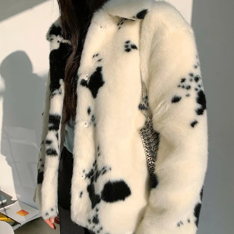 Women Korean Fashion Short Thick Black and White Spotted Plush Coat Warm Overcoat Cow Pattern Imitation Mink Fur Coat Female