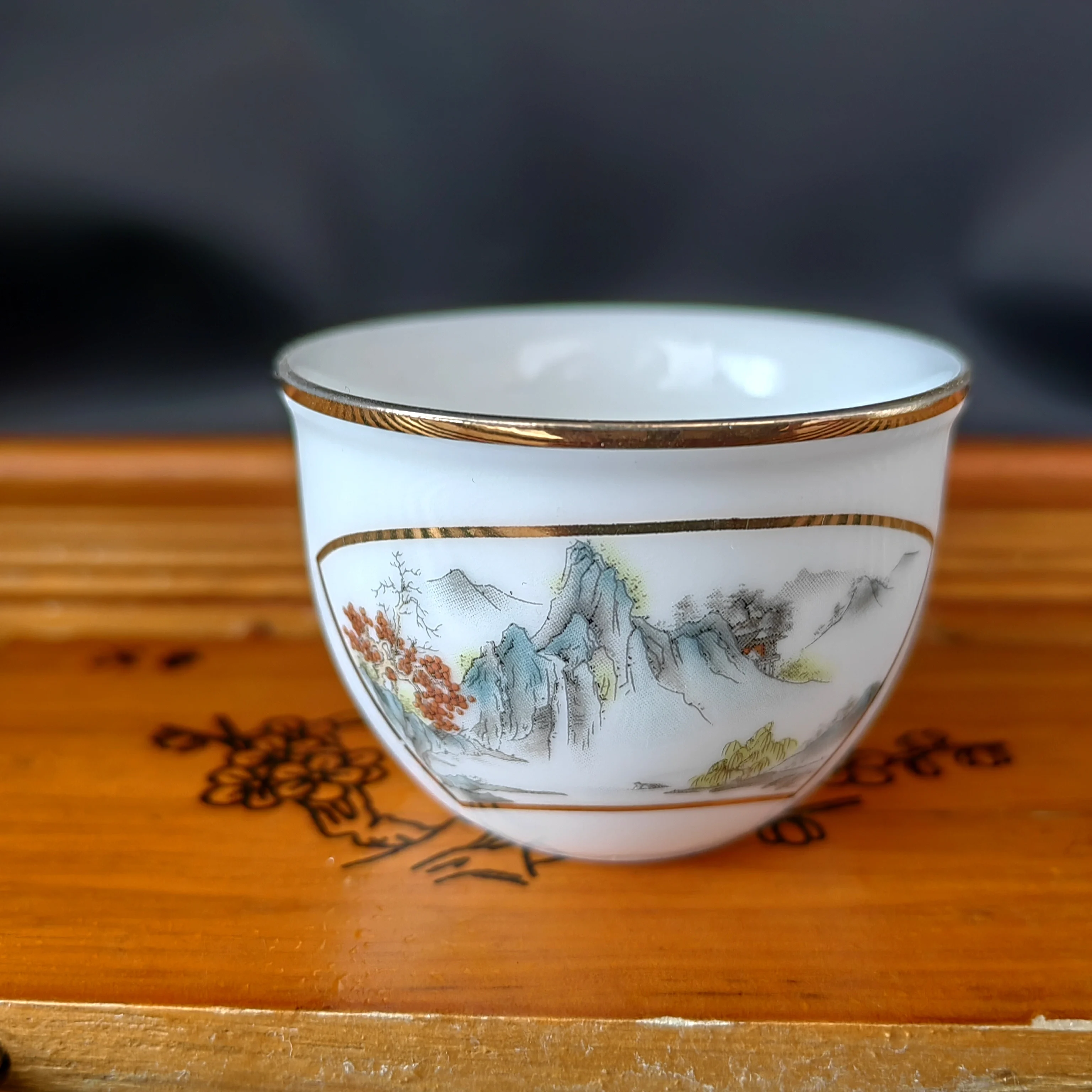 

Chinese Ceramic Tea Cup Unusual Beautiful Jingdezhen Porcelain Ceremony Aesthetic Cups For Kung Fu Oolong Puer Tieguanyin