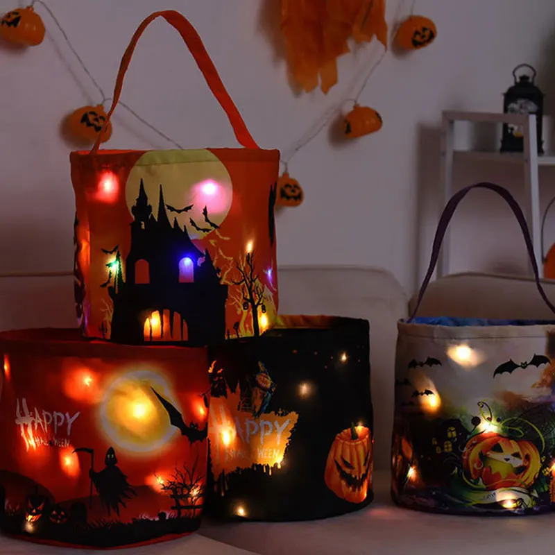 

2023 New Halloween Basket Luminous Pumpkin Bag Children Carry Candy Bag Halloween Bucket Decoration Props