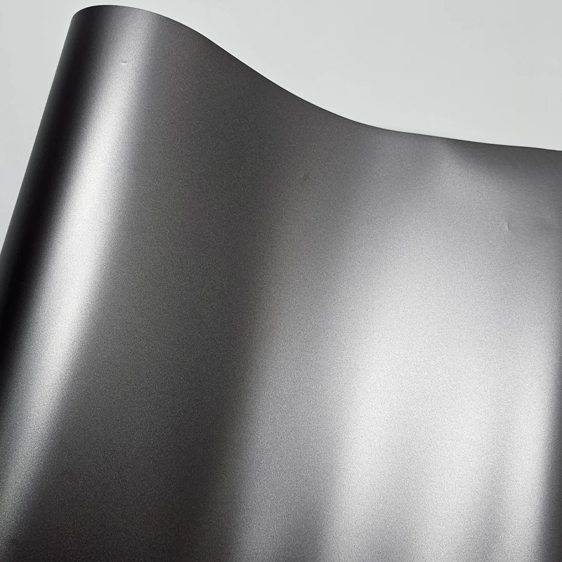 

Ультраметаллическая темно-серая виниловая пленка, матовые металлические серые автомобильные наклейки для автомобиля, наклейка на капот, пленка для автомобиля, клейкая пленка