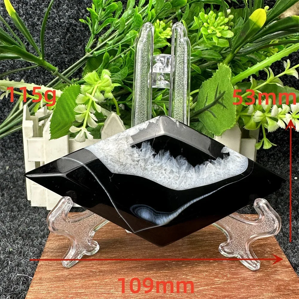 

Черный агат ручной работы