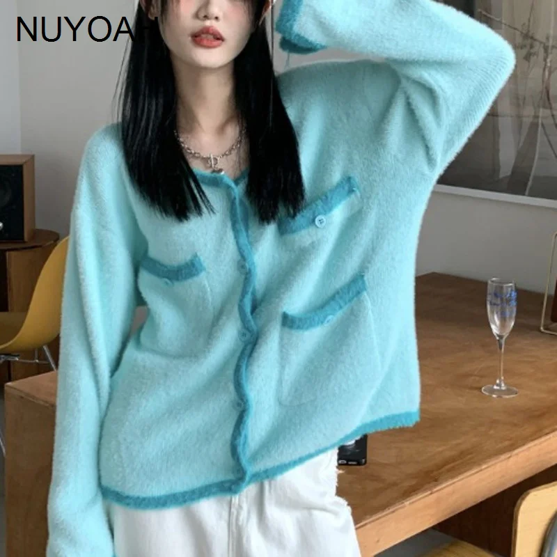 

Soft Waxy Soft Contrast Color Loose Knit Coat Autumn Salt Outside Wearing Age Reducing Long Sleeved Sweater Women