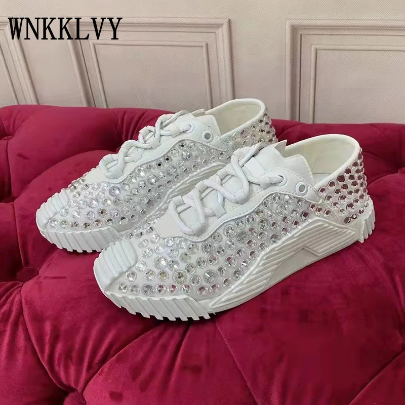 

2022 Full Diamond BilngBilng Casual Shoes Women Lace-up Small White Shoes Luxurious Rhinestones Solid Color Flat Sneakers Unisex