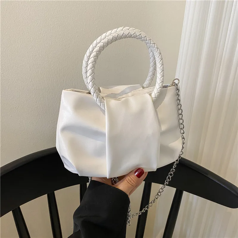 

Fashion Luxury Handlebags for Women 2022 Trend Crossbody Bags Armpit Bag Shopping Chain Shoulder Bags Dumpling Handbag Female