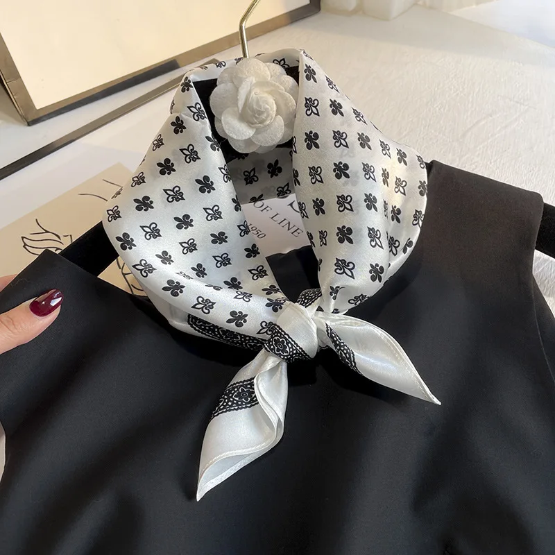 

Женский шарф из натурального шелка, 65 х65 см