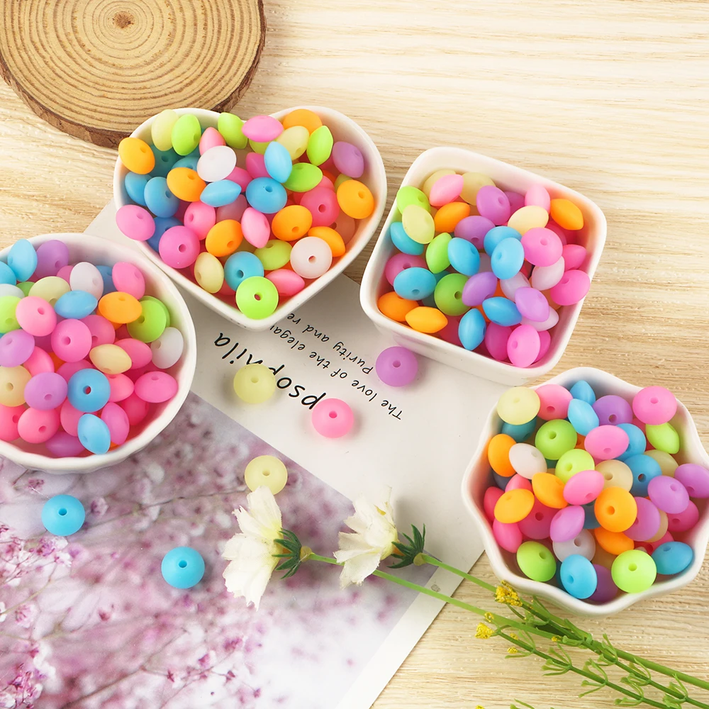 50/100 шт., светящиеся силиконовые бусины в темноте, 12 мм