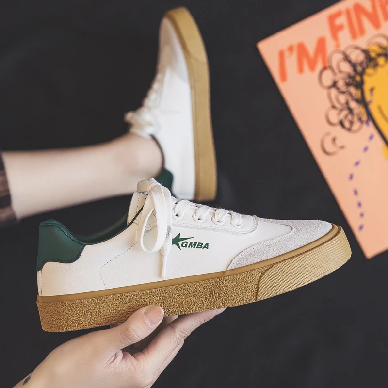 

New 2022 Female Student Korean Edition Hot Style Low-cut Trainers Flat Shoes Women Casual Vulcanize Shoes Women Autumn Sneakers