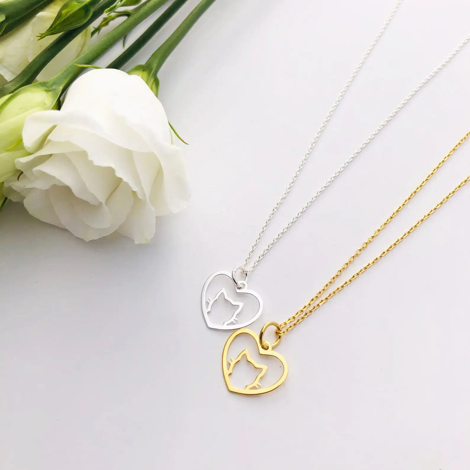 

Tiny Kitten Cat Charm Heart Necklaces Animal Jewelry Various Pendant Necklace Women Girl Gift