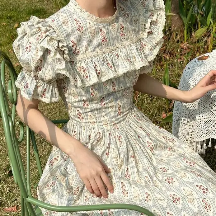 Женское облегающее платье макси с цветочным рисунком