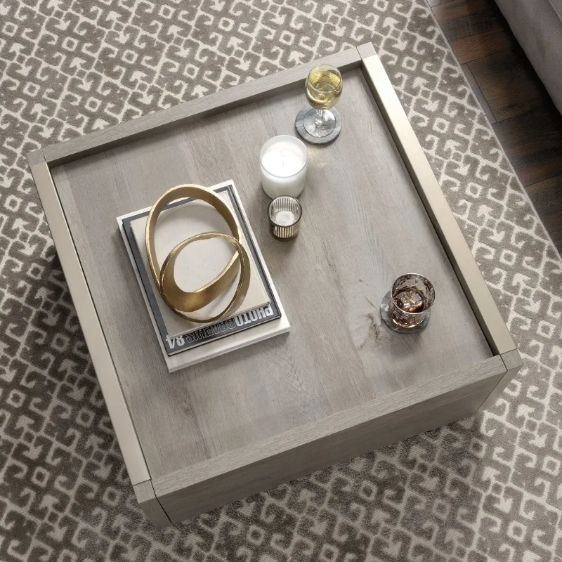 Рисунок 4 - Современный квадратный журнальный столик