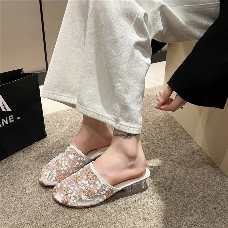 Shoes for Women 2023 Summer Mesh Breathable Women's Slippers Ethnic Embroidery Closed Toe Slippers Comfort Square Heel Sandals