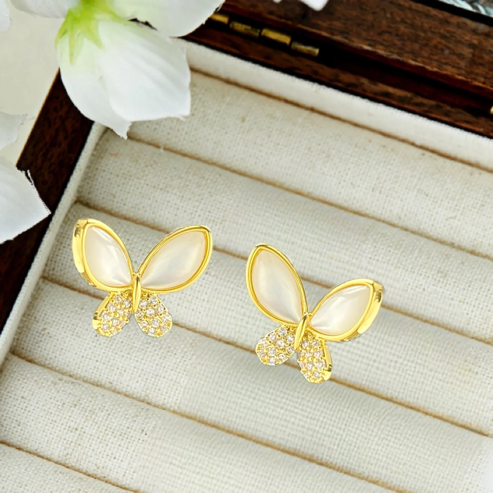 Элегантные легкие роскошные модные универсальные маленькие свежие