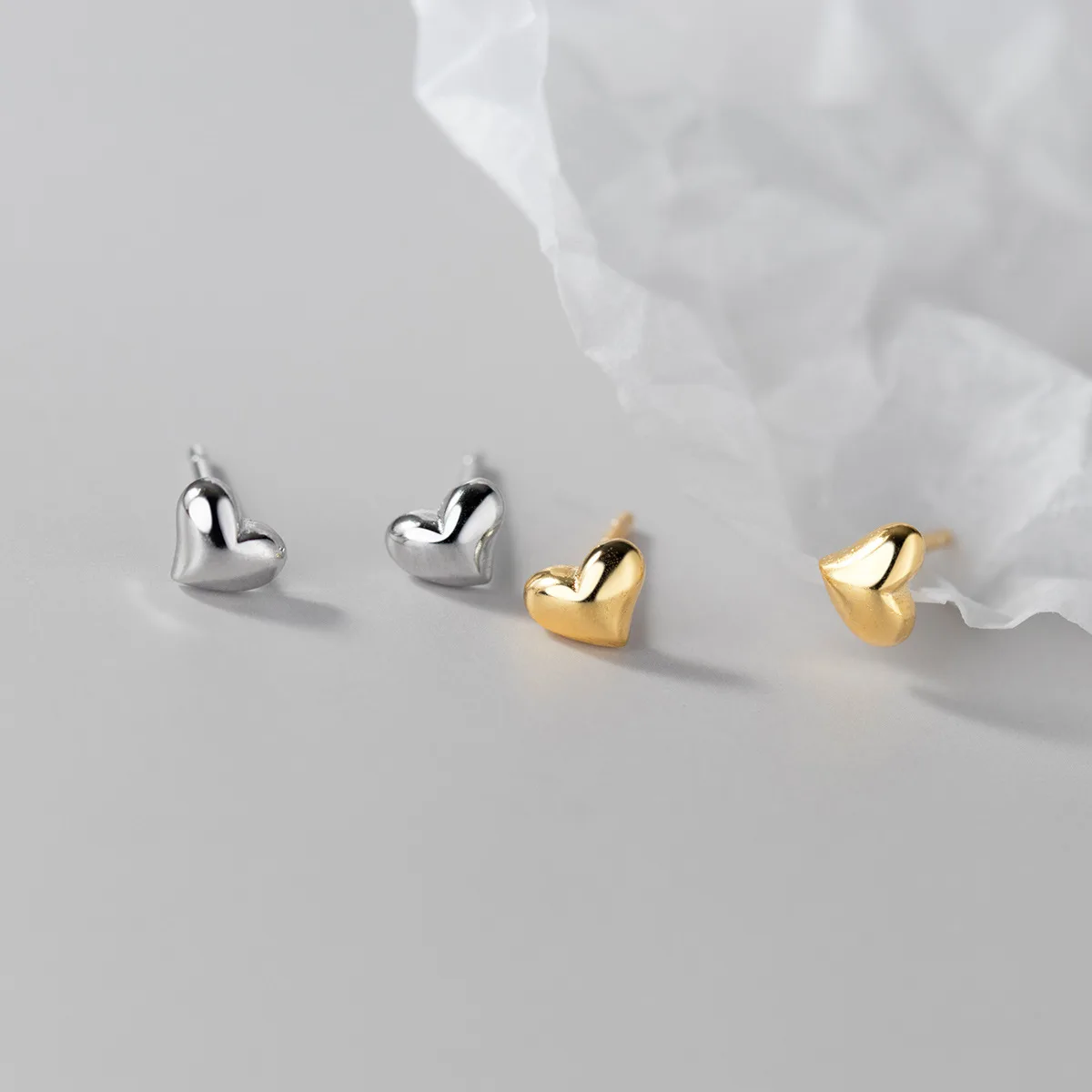 

925 Sterling Silver Simple Glossy Tiny Cute Heart-Shape Studs Earrings for Women Jewelry Party Birthday Gift
