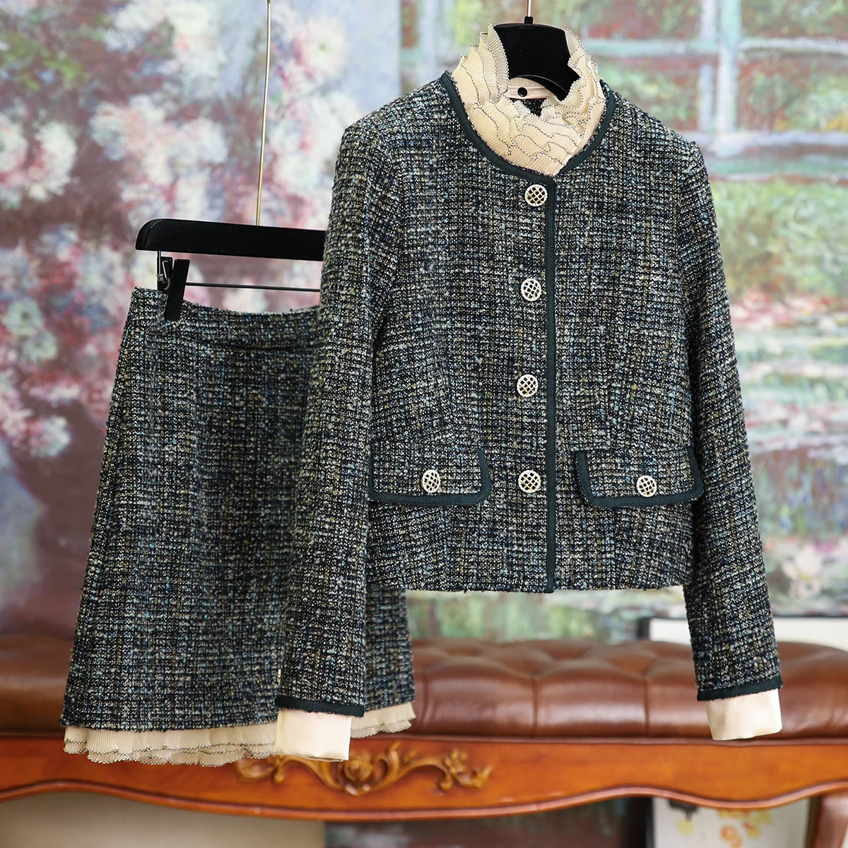 

High-end Retro Casual Fashion Two Pieces Suit Skirt Fall and Winter New Korean Style Simple Shirt + Short Simple Half Skirt