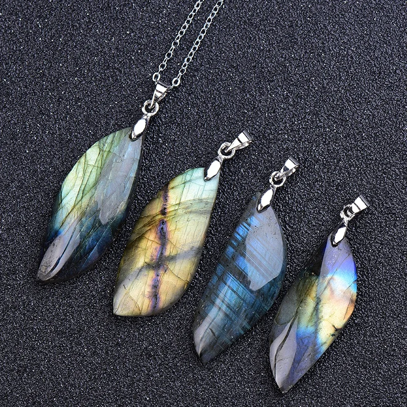 

Natural Crystal Labradorite Moonstone Pendant Necklace Healing Stone Handmade Jewelry For Men Valentine Day Gift Home Decor