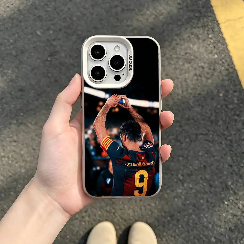 Фото Матовая белая рамка для объектива R-Robert 9 L-LewandowskiS для iPhone 12 11 14 13 17 16 15 Pro Max Mini Plus E №3