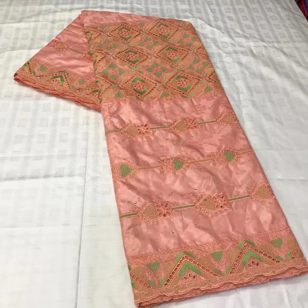 2022 африканская кружевная ткань атику базин богатые кружевные ткани вышивка