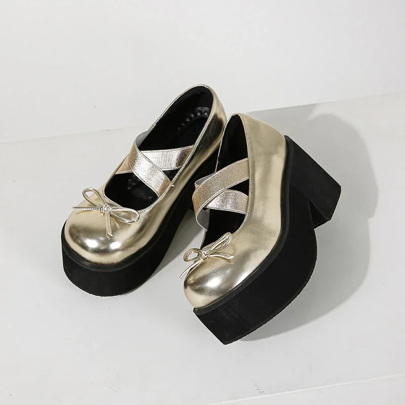 

Eilyken/Новый дизайн; Женские туфли-лодочки на платформе в британском стиле; Босоножки с круглым носком на не сужающемся книзу высоком массивном каблуке; Обувь с бантом и эластичным ремешком