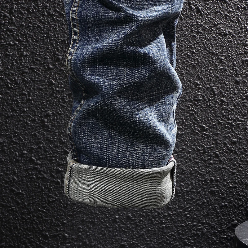 Рисунок 6 - Джинсы мужские зауженные стрейчевые