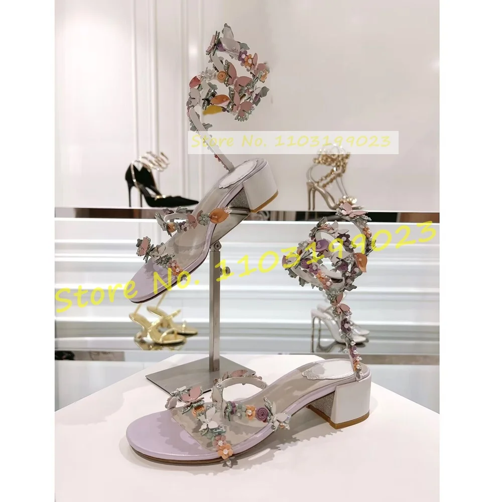 Туфли-лодочки с перекрестными ремешками и цветочным принтом