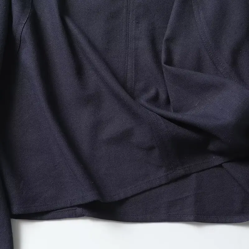 Рубашка женская льняная с V-образным вырезом и длинными рукавами