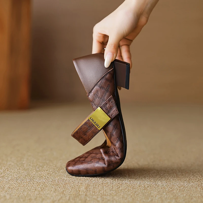 Женские туфли-лодочки из натуральной кожи с квадратным носком 22-2024 см