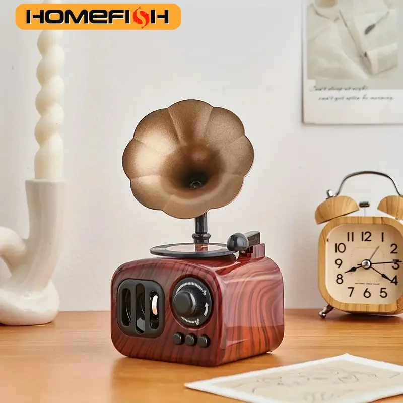 

Музыкальная шкатулка-граммофон коричневая