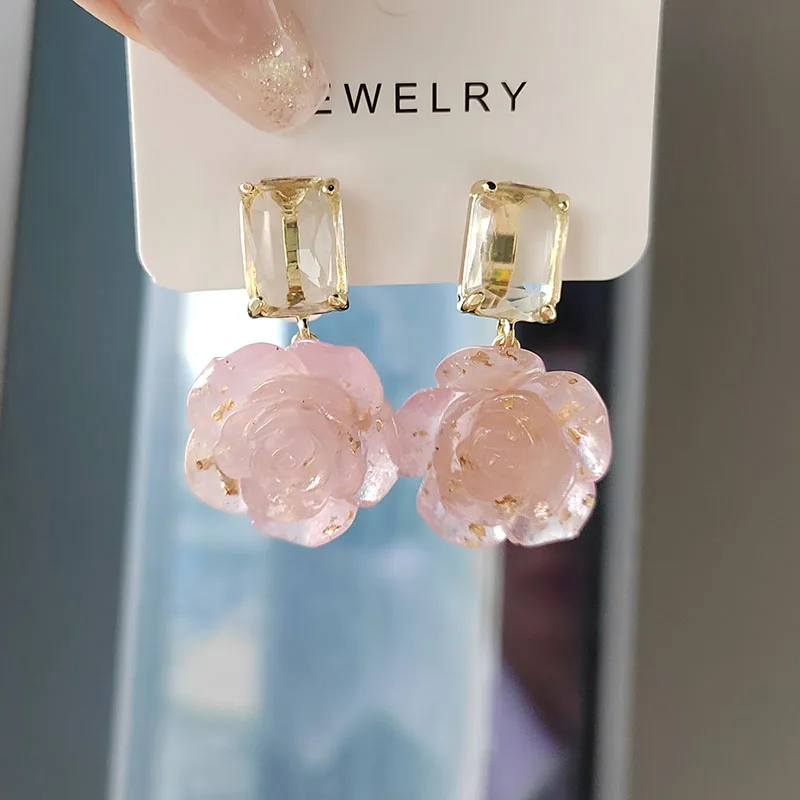 

Fashion elegant temperament crystal pink color flower earrings for women design creative personality earring