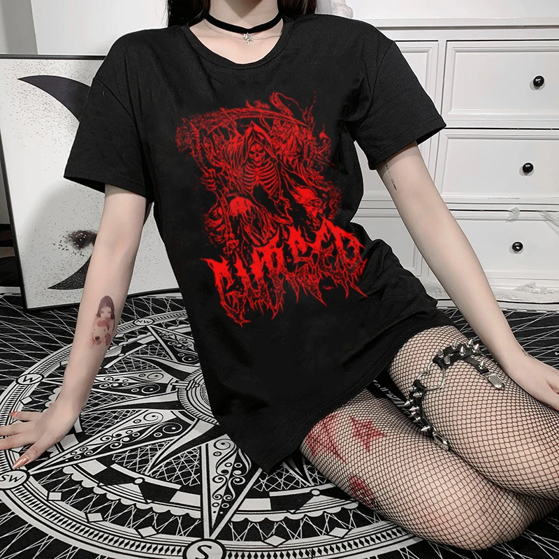 

Harajuku Women T-Shirt Aesthetic Graphic Tees Damaged Vintage Hip Hop Female T Shirt Oversized Streetwear Y2K Summer Tees