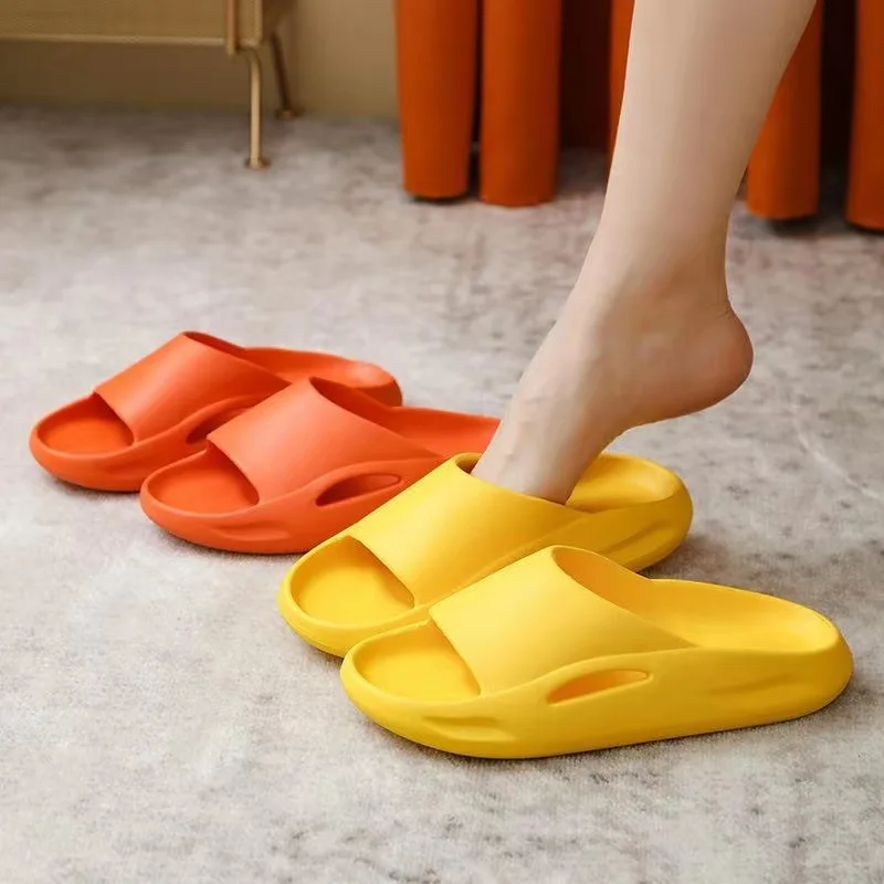 2022 New Summer Women Thick Platform Bathroom Home Slippers Men Soft Sole Indoor Slides Female Sandals Non-Slip